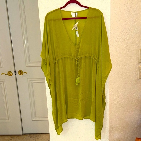 Classy Women's Swim Coverup - Picture 9 of 14